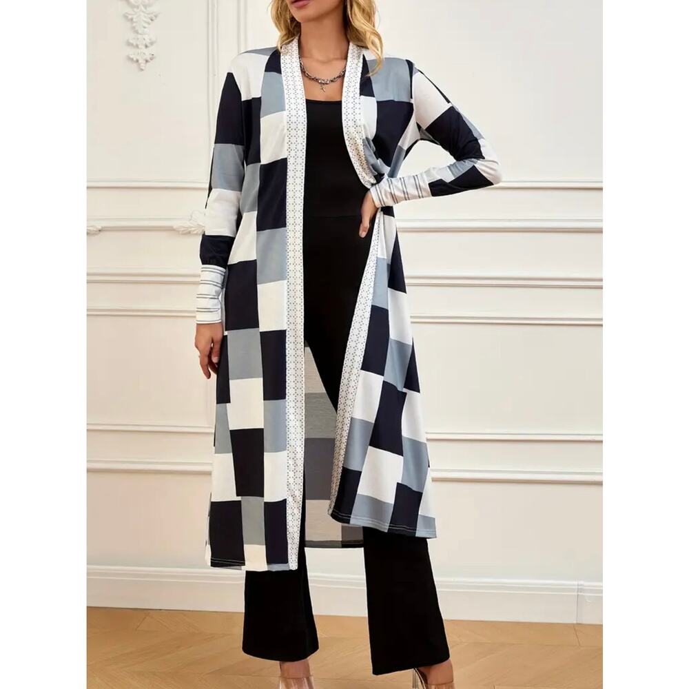 Color Block Splicing Long Sleeved cardigan black and white size XL
